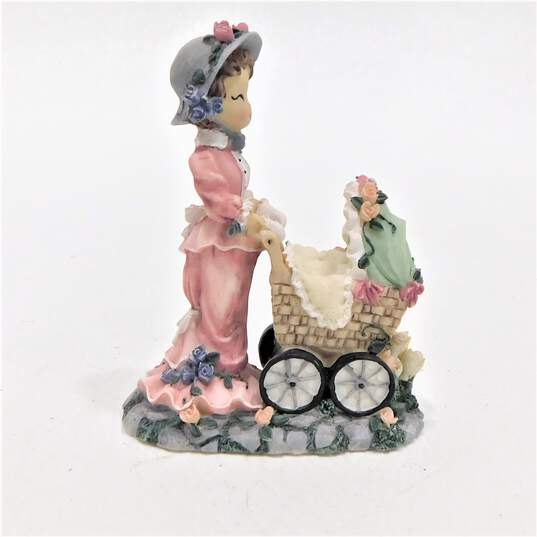Ivy & Innocence Chapter 1 Base W/ Figurines Bed & Breakfast image number 14