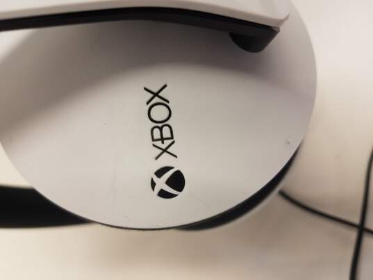 Microsoft Xbox One Stereo White Headband Headset and Adapter image number 6