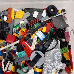 9.8lbs. of Assorted LEGO Building Bricks alternative image