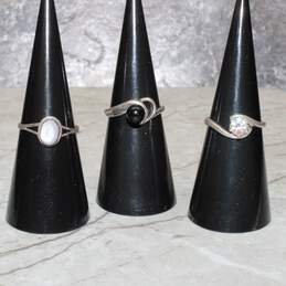 Assortment of 3 Sterling Silver Rings (Size 5.75-6.25) - 4.9g alternative image