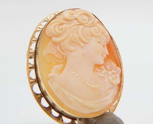 Vintage 14K Yellow Gold Carved Cameo Brooch/Pendant 8.8g image number 2
