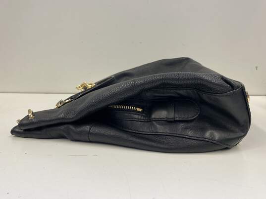 Micheal Kors Black Leather Tote Bag image number 4