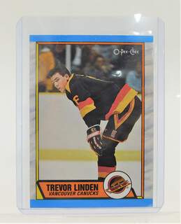 1989-90 Trevor Linden O-Pee-Chee Rookie Vancouver Canucks