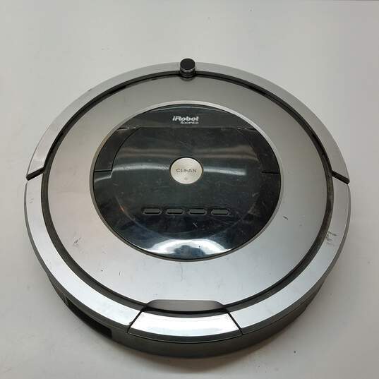 iRobot Roomba 860 Robotic Vacuum Cleaner image number 1