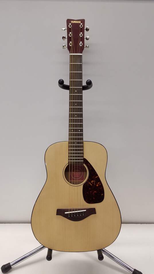 Yamaha Acoustic Guitar image number 1