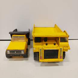 3pc Bundle of Assorted Toy Construction Vehicles alternative image