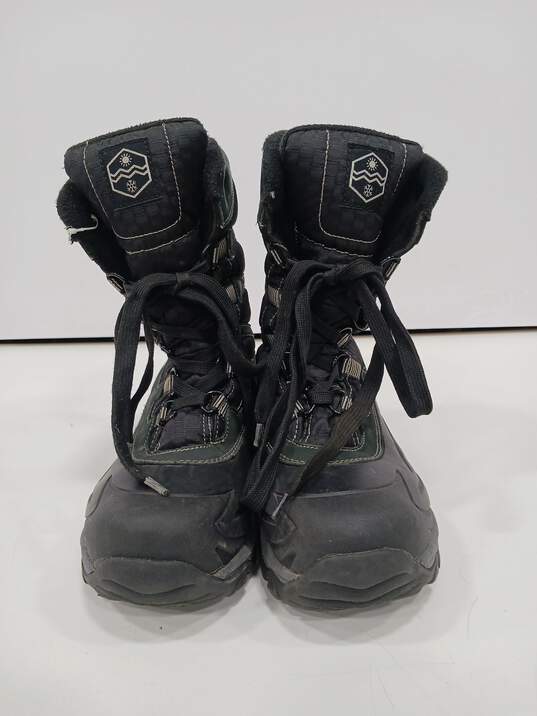 Men's Khombu Black Waterproof Winter Free Fall Extreme Boots Sz 8M image number 2
