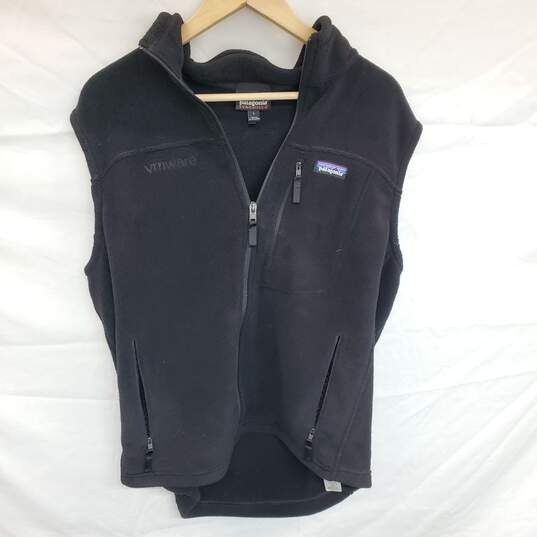 Unisex Patagonia Synchilla Fleece Zip Up Vest Black Sz L image number 1