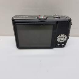 Panasonic LUMIX DMC-TZ3 7.2MP Compact Digital Camera Black alternative image
