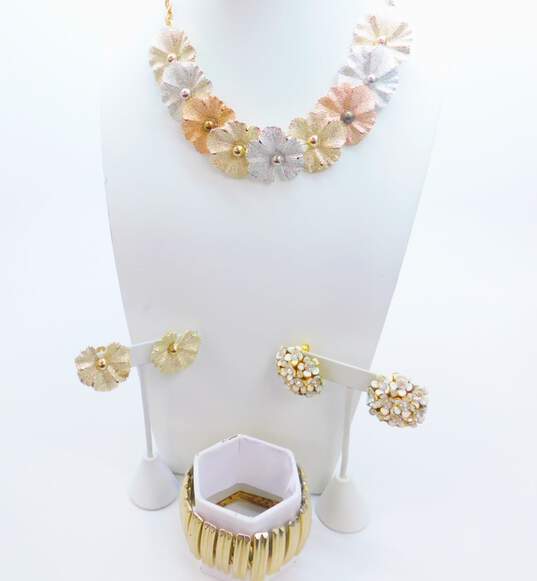 Romantic Vintage Sandor & Fashion Floral Earrings Statement Necklace & Accordion Bracelet 164.6g image number 1
