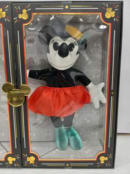 Limited Release Disney Parks Plush Minnie IOB alternative image