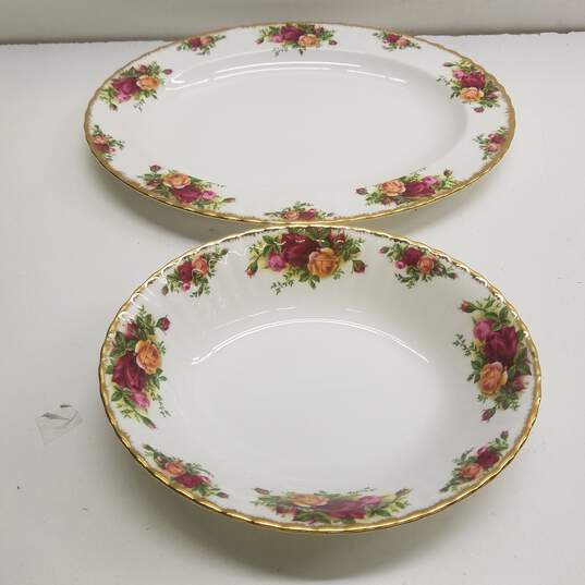 Vintage Royal Albert 1962 Old Country Roses Oval Platter and Bowl England Bone China image number 3