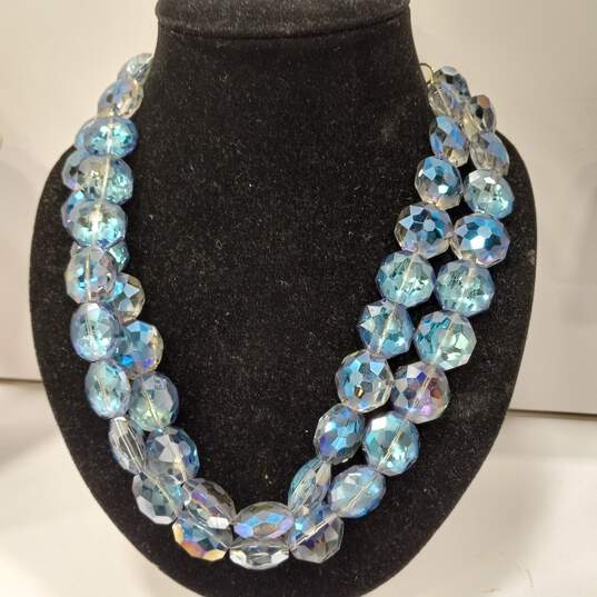 Bundle of Assorted Blue Beaded Fashion Costume Jewelry image number 5