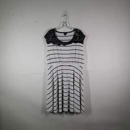 Womens Striped Round Neck Sleeveless Elastic Waist Lace Dress Size 2
