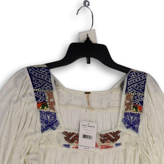 NWT Womens White Embroidered Hi-Low Hem 3/4 Sleeve Blouse Top Size S image number 3