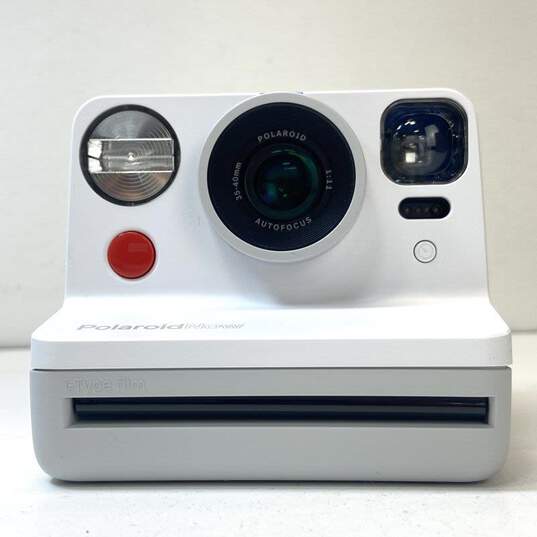 Polaroid Now Autofocus I-Type Instant Camera image number 1