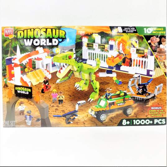 Block Tech Dinosaur World Block Kit - 1,000 Piece image number 2