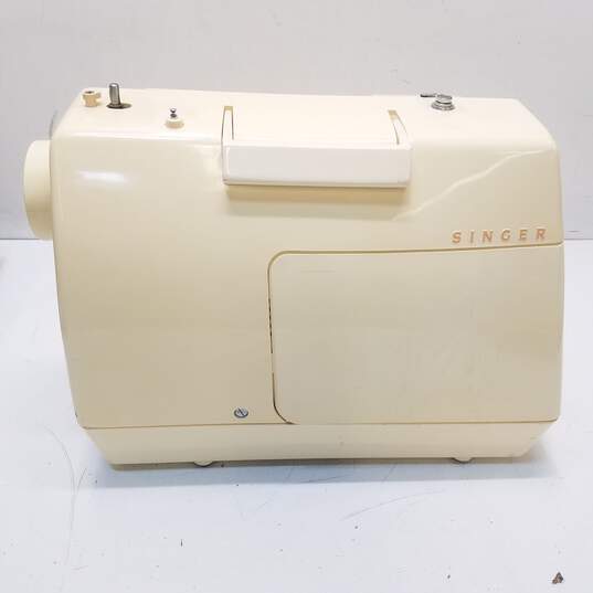 Singer Genie Sewing Machine-SOLD AS IS, FOR PARTS OR REPAIR image number 1