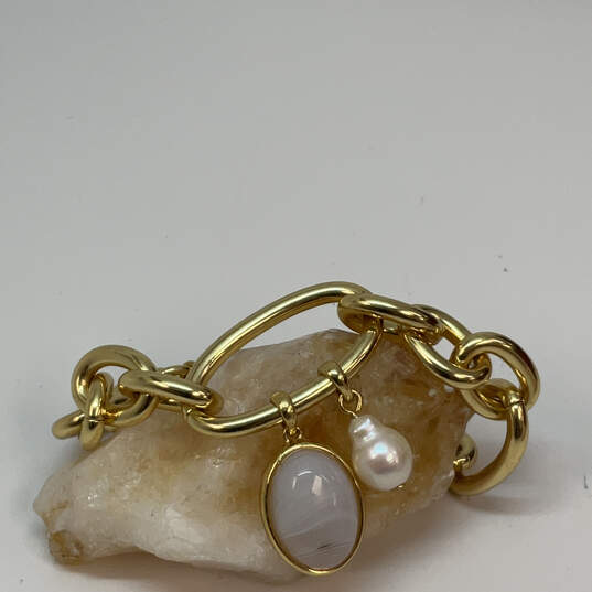 Designer J. Crew Gold-Tone Fashionable Pearl Double Link Chain Bracelet image number 3