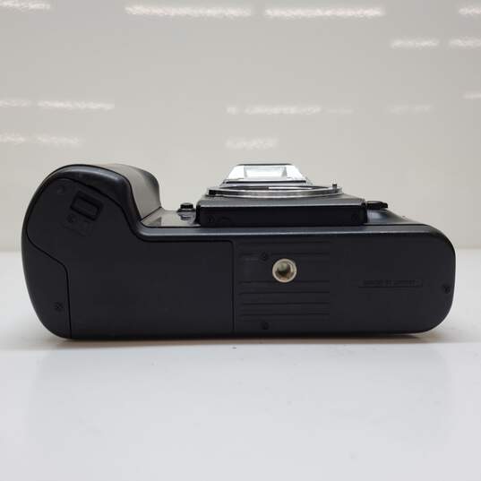 Nikon N5005 SLR Film Camera Body Only For Parts/Repair image number 5