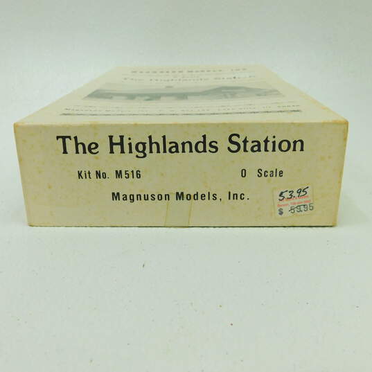 Magnuson Models The Highlands Station O Scale Model Kit IOB image number 6