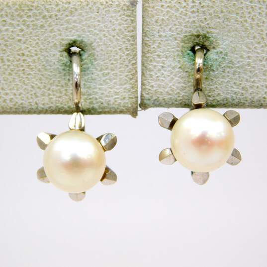 Vintage 18K White Gold Pearl Lever Back Pierced Earrings 4.5g image number 2