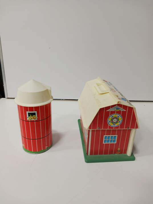 Vintage Fisher-Price Barn Play Family Farm with Silo image number 6