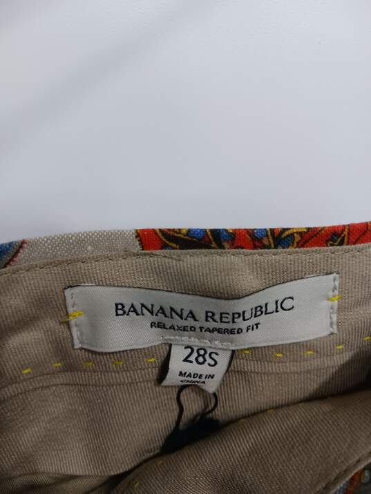 Banana Republic Women's Floral Relaxed Tapered Fit Pants Size 28S with Tags image number 3