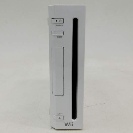 Nintendo Wii w/ 2 Games and 2 Controllers image number 2