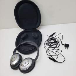 VTG. BOSE QuietComfort 15 QC15 Over the Ear Wired Headphones W/Case Untested P/R