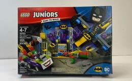 Lego Juniors 10750 The Joker Batcave Attack 151pcs