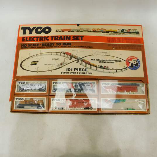 Vintage Tyco Spirit of 76 HO Scale Electric RTR Train Set image number 7