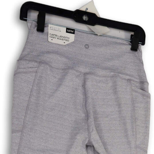 NWT Womens Gray High-Waisted Stretch Pull-On Capri Leggings Size Medium image number 4
