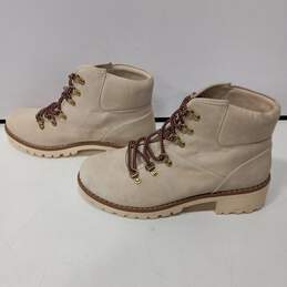 St. John's Bay Women's 100-2749 Lakeline Cream Boots Size 9M with Tag alternative image