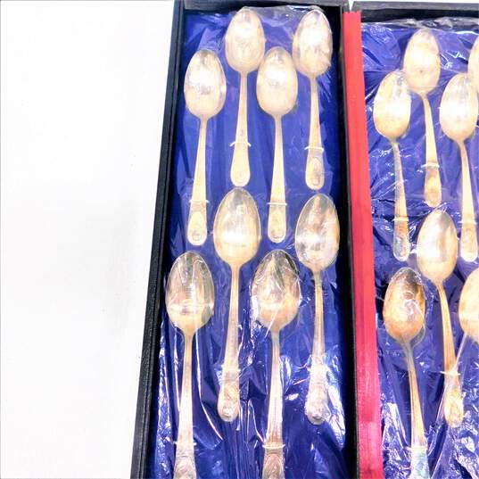 Vintage WM Rogers Presidential Commemorative Set Of 35 Spoons w/ Case image number 2