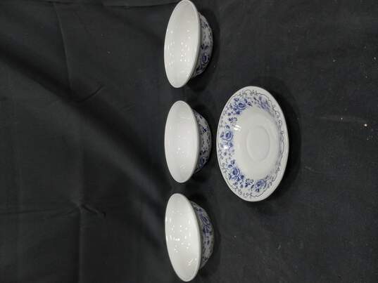 4pc Set of Ceramic Clinton Inn Dishes image number 1