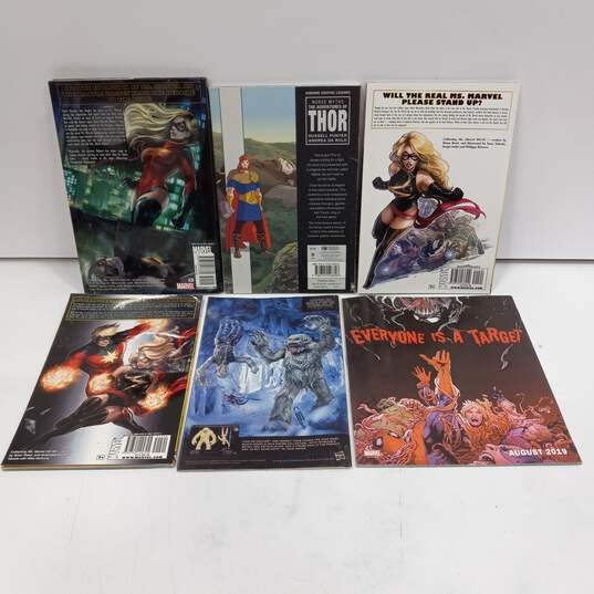 Bundle of 6 Assorted Marvel Comics & Graphic Novels image number 1