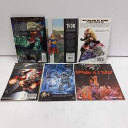 Bundle of 6 Assorted Marvel Comics & Graphic Novels