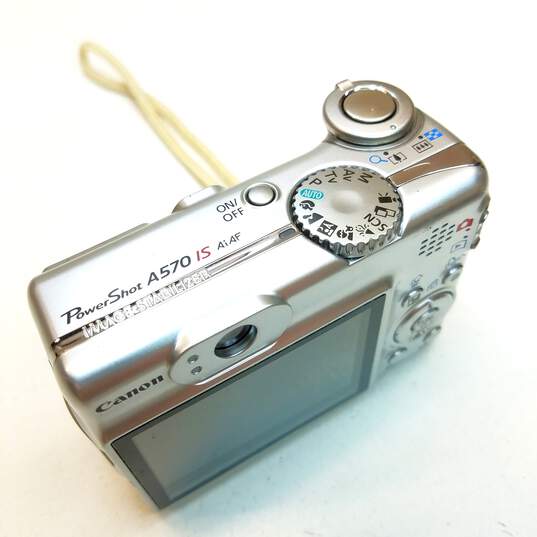 Canon PowerShot A570 IS 7.1MP Digital Camera