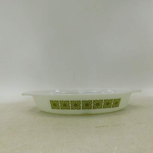 Vintage Pyrex Verde Green Square Floral 1.5 Qt. Divided Casserole Dish No Lid image number 1