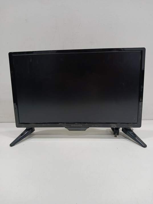 INSIGNIA Flat Screen LED 19 Inch TV image number 1