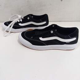 Vans Off The Wall Black And White Shoes Size 10.5 alternative image