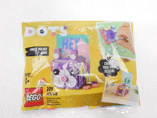 DOTS Sets Lot 41960: Big Box & 30557 Factory Sealed + 41951: Message Board IOB image number 5
