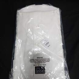 Jos A Bank Men's White Dress Shirt Size 17.5/35 New alternative image
