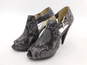 Michael Kors Gray/Black Leather Snakeskin Design High Heels Size 6.5 image number 1