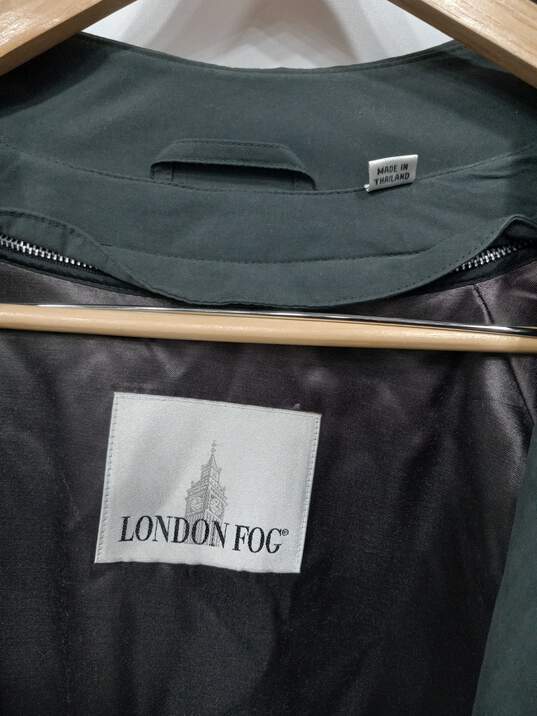 London Fog Gray Trench Coat Men's Size 44L image number 2