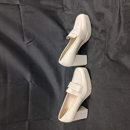 Urban Outfitters Femme Heeled Loafers Size 7 alternative image