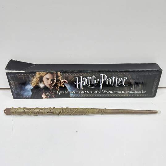 Harry Potter Hermione Grangers Wand with Illuminating Tip image number 2