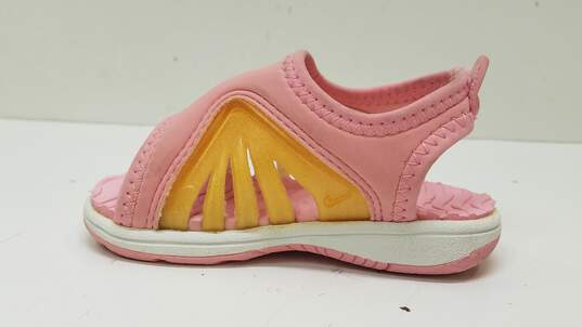 Nike Little Sunray Pink Sandals Size 4c image number 2