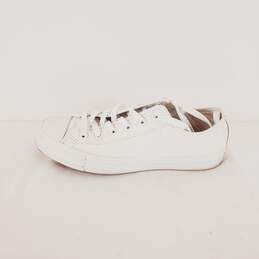 Converse Chuck Taylor Low Ox Sneakers White 7.5 alternative image
